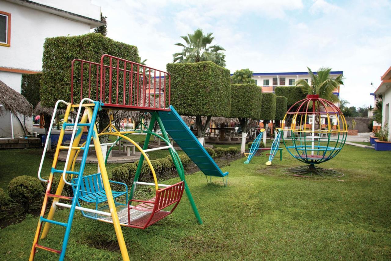 Hotel San Carlos Yautepec Extérieur photo